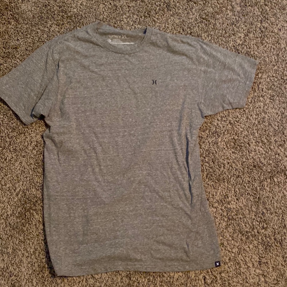 hurley grey t-shirt